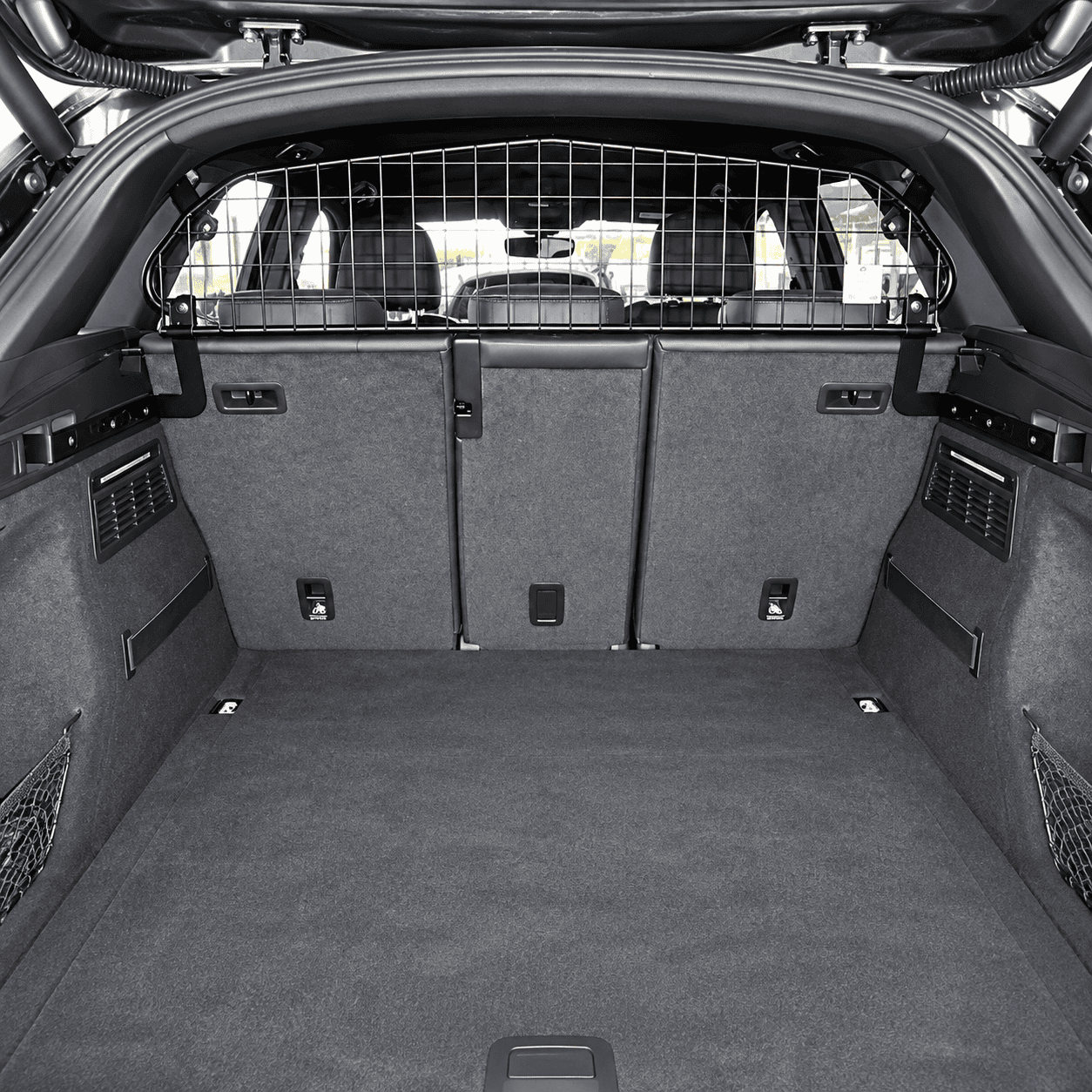 Hundegitter Audi Q5 FY - GU – KI-bearbeitet