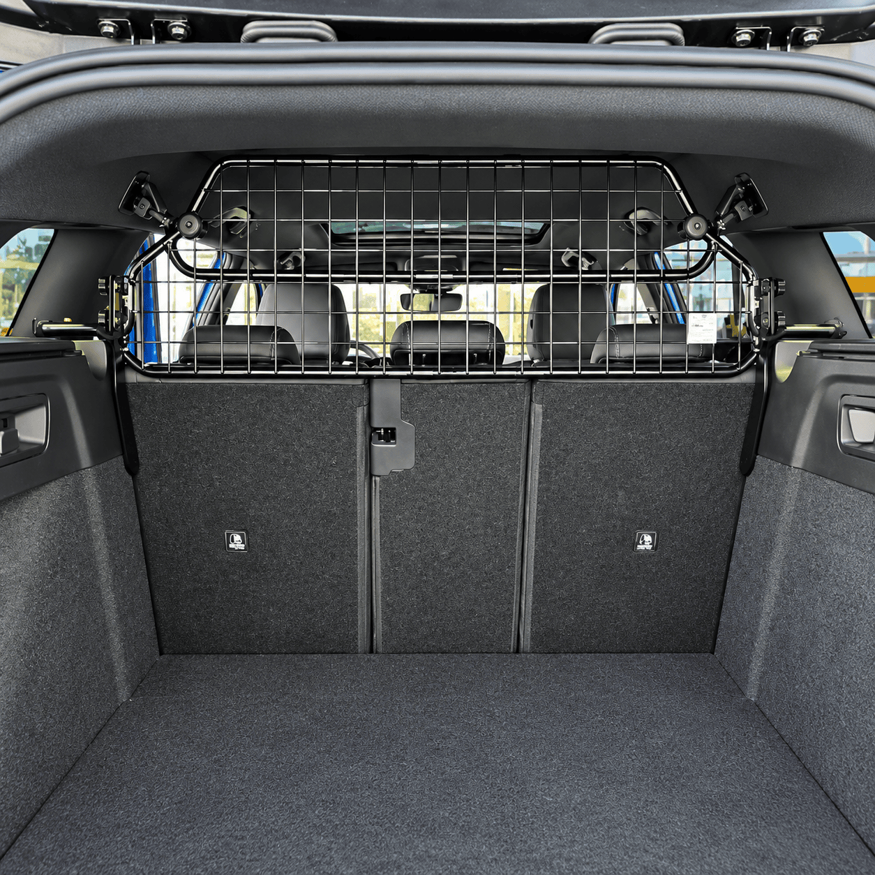 Hundegitter Opel Astra L Sportstourer 2022- – KI-bearbeitet