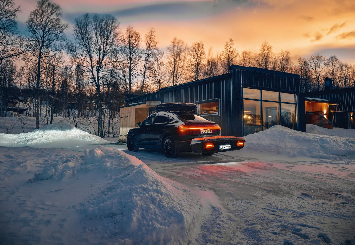 Thule-Heckboxen-perfekte-Performance-nicht-nur-fuer-das-E-Auto