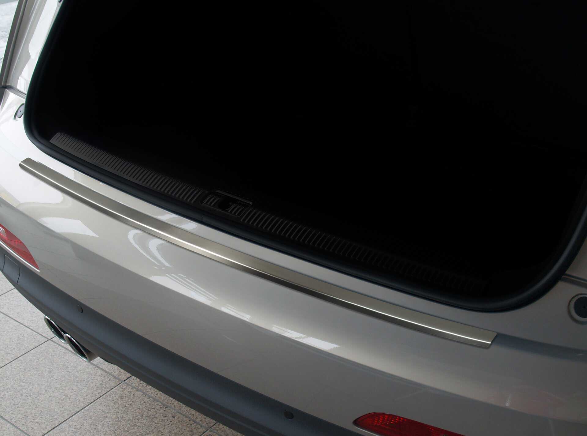 Hess Automobile - Ladekantenschutz Folie transparent Original Audi Q3  Kofferraum Ladekante Schutzfolie